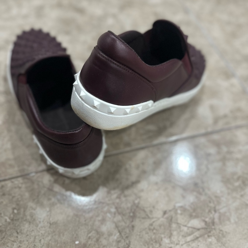 Authentic Valentino. Light used. Burgundy, mens size 41